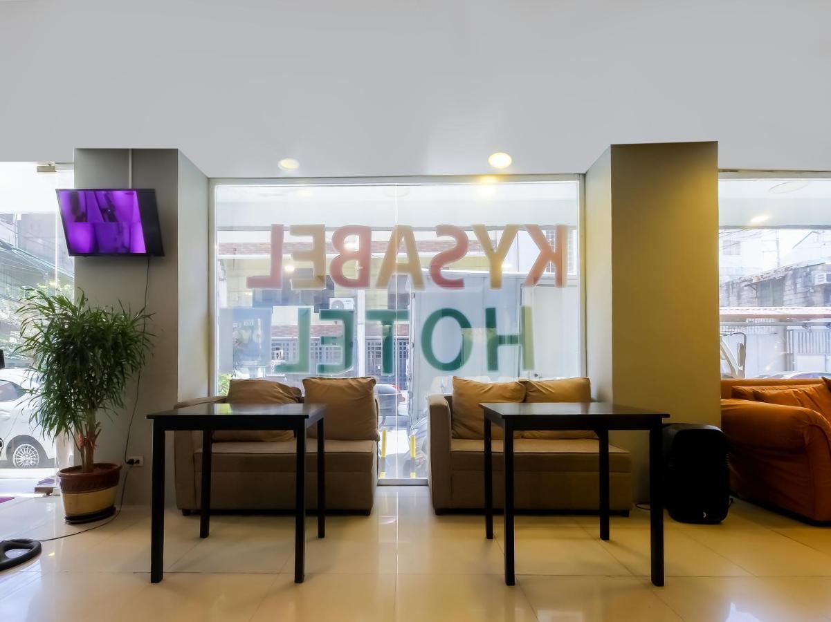 Vaccinated Staff - Oyo 837 Kysabel Hotel Paco Екстер'єр фото