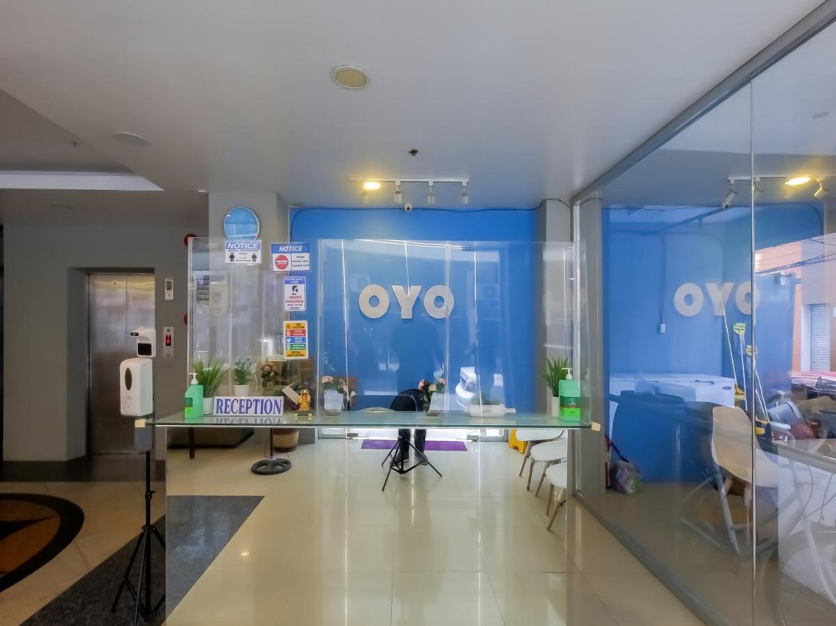 Vaccinated Staff - Oyo 837 Kysabel Hotel Paco Екстер'єр фото